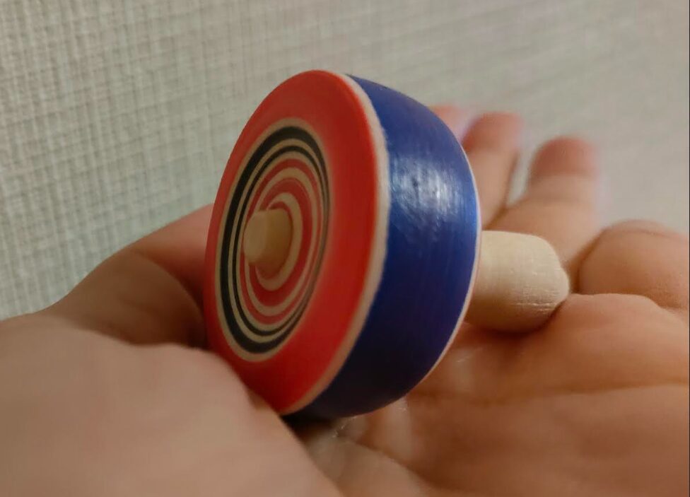 神奈川県で出会った民芸 ”大山こま”